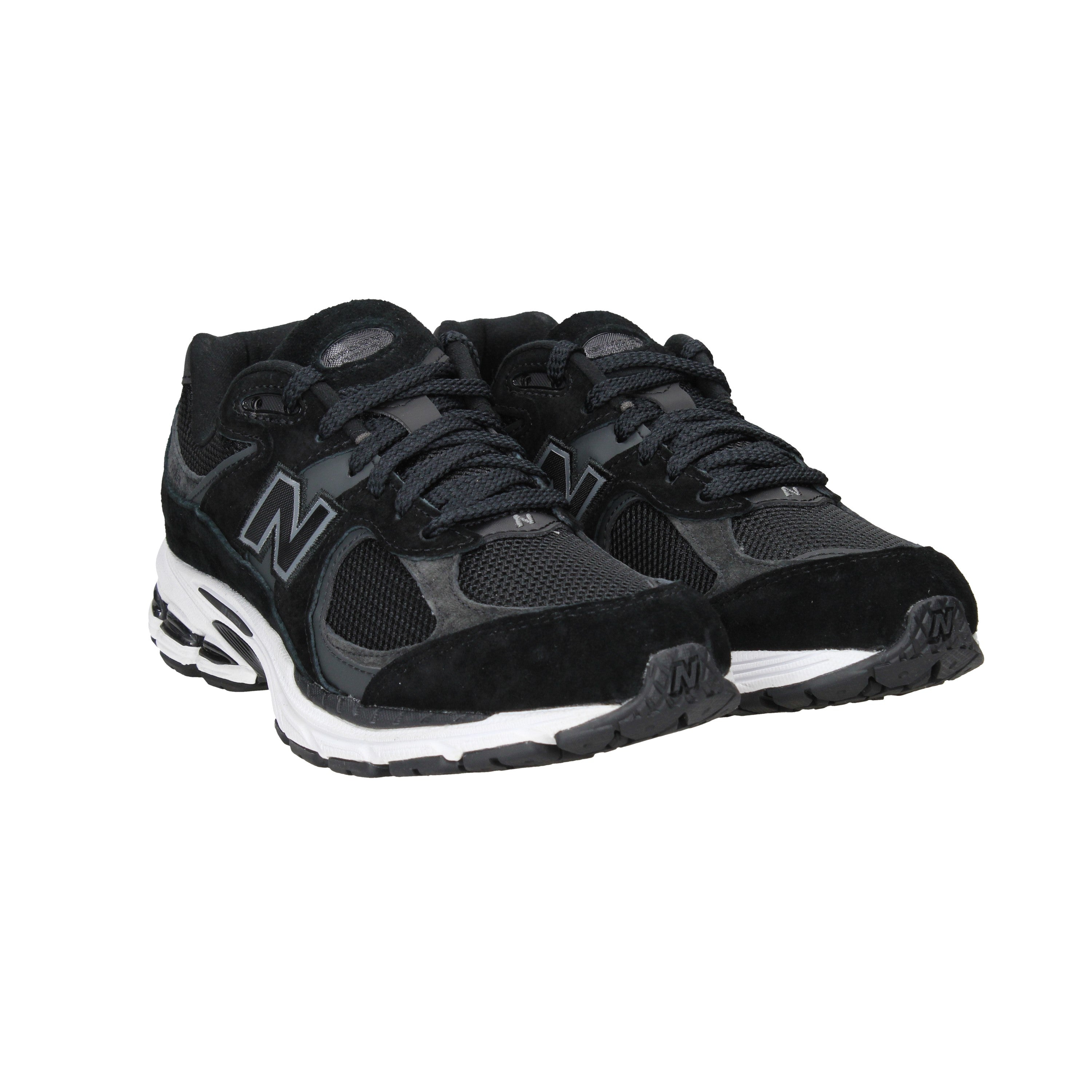 NEW BALANCE  - U M 2002 RBK Sneakers