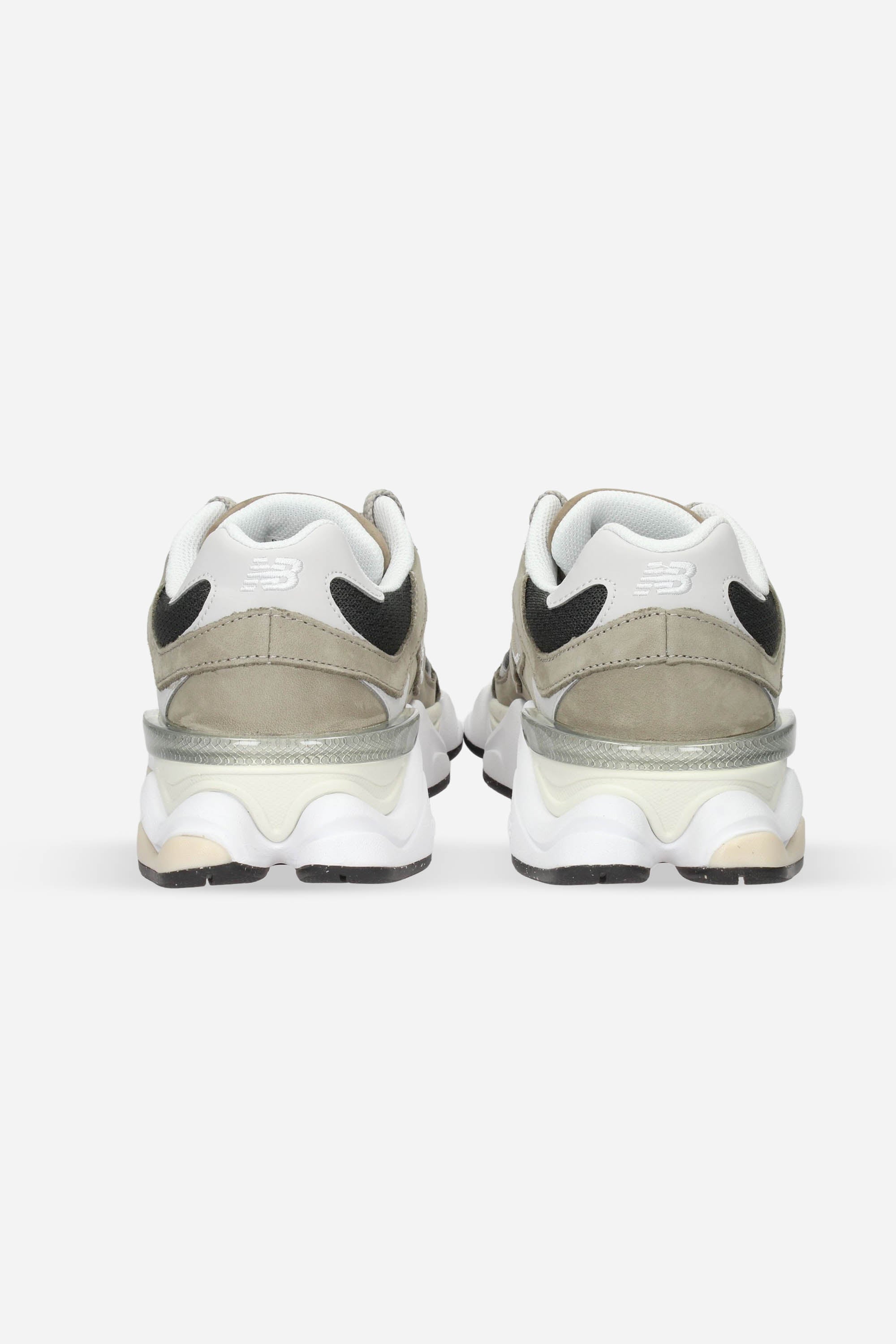 NEW BALANCE  - U U 9060 CTA Sneakers