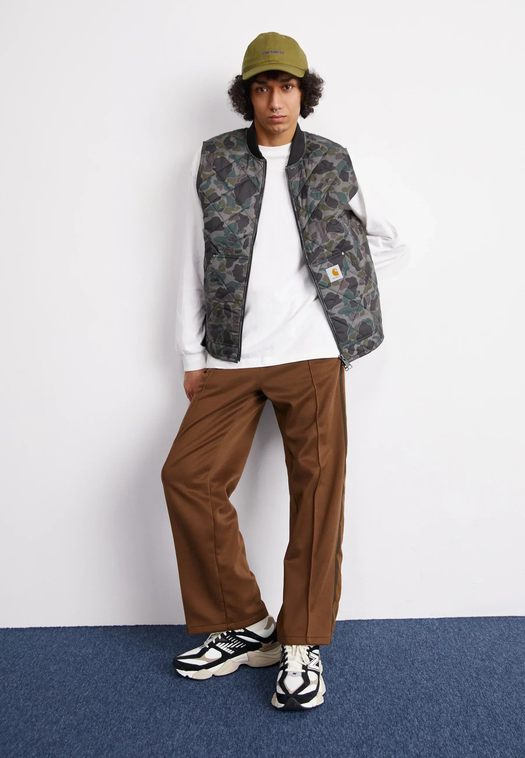 NEW BALANCE  - U 9060 LBB Sneakers