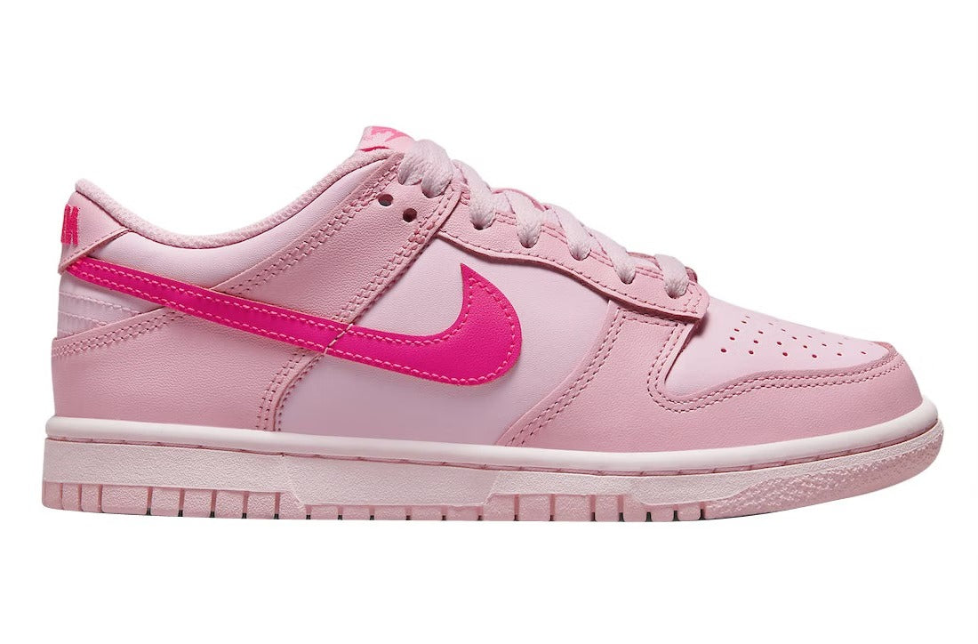 Sneakers WMNS Nike Dunk Low - Triple Pink (GS) DH9765-600