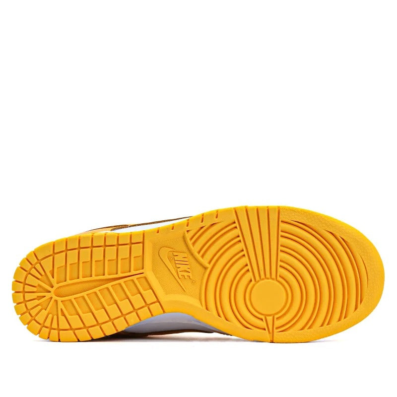 Sneakers WMNS Nike Dunk Low Retro  - Laser Orange  DD1503-800