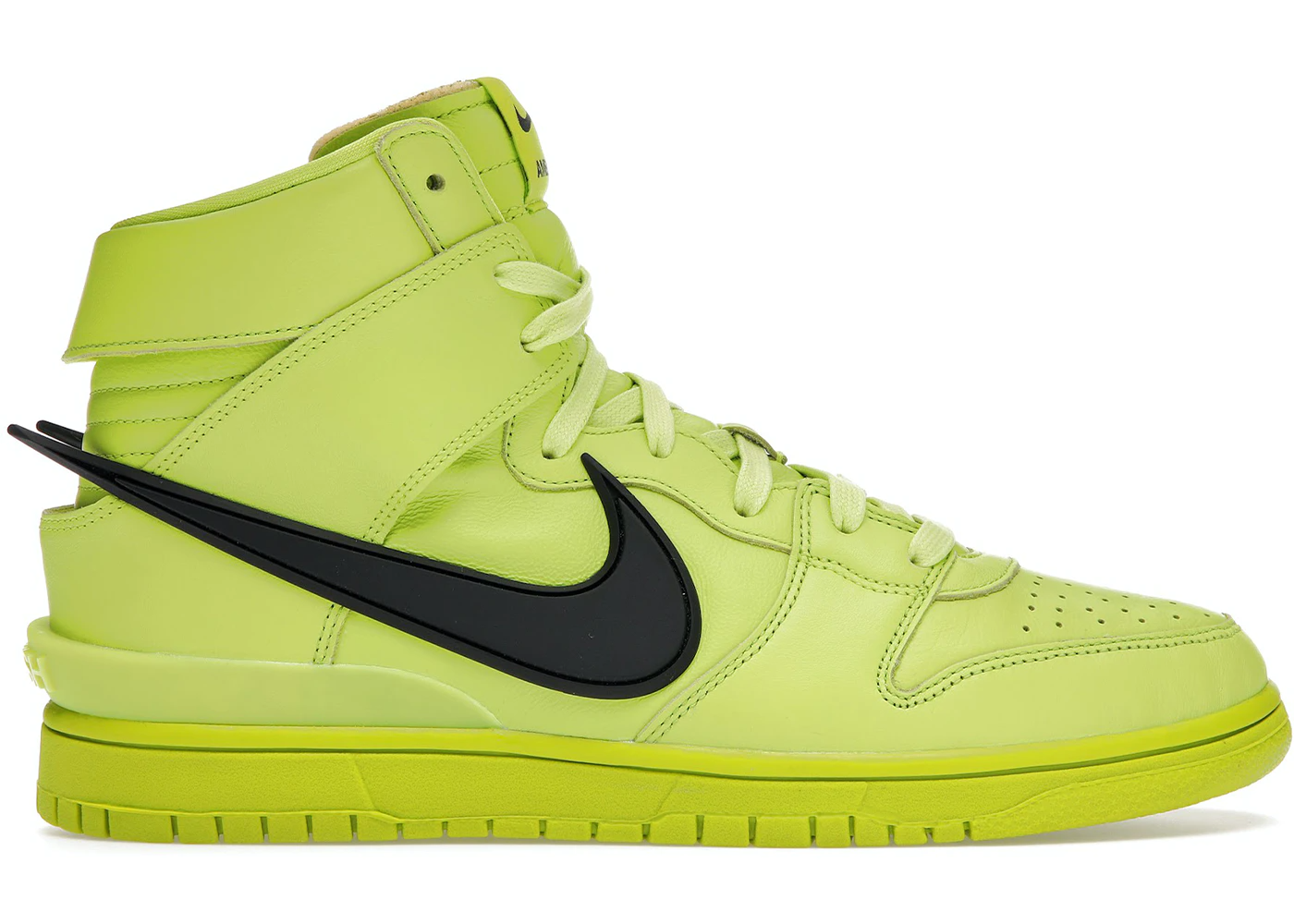 Sneakers Men Nike Dunk High x AMBUSH - Flash Lime CU7544-300