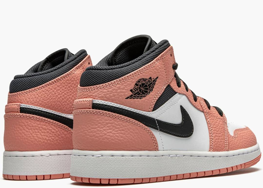 Sneakers WMNS Nike Air Jordan 1 Mid GS Basketball Shoes - Pink Quartz 555112-603