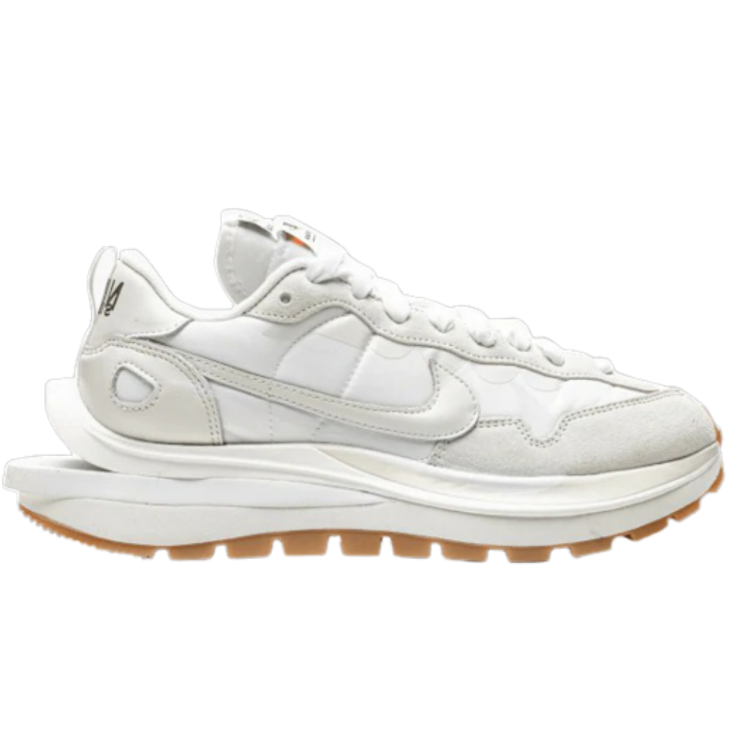 Sneakers WMNS NIKE SACAI VAPORWAFFLE - 'GUM SAIL' DD1875-100