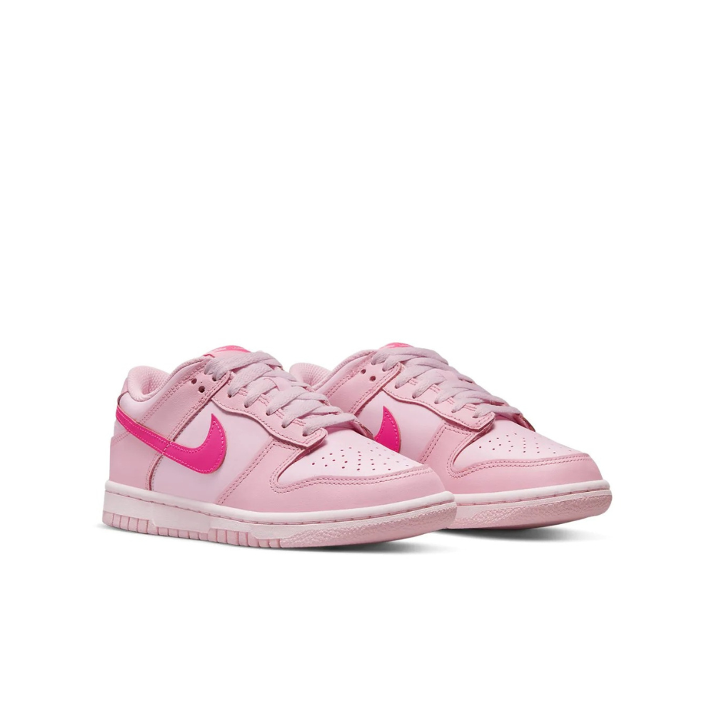 Sneakers WMNS Nike Dunk Low - Triple Pink (GS) DH9765-600