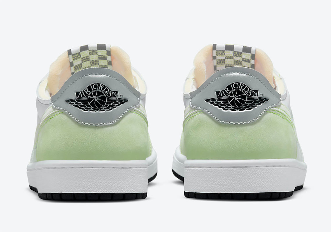Sneakers WMNS Air Jordan 1 Low OG - Green Ghost DM7837-103