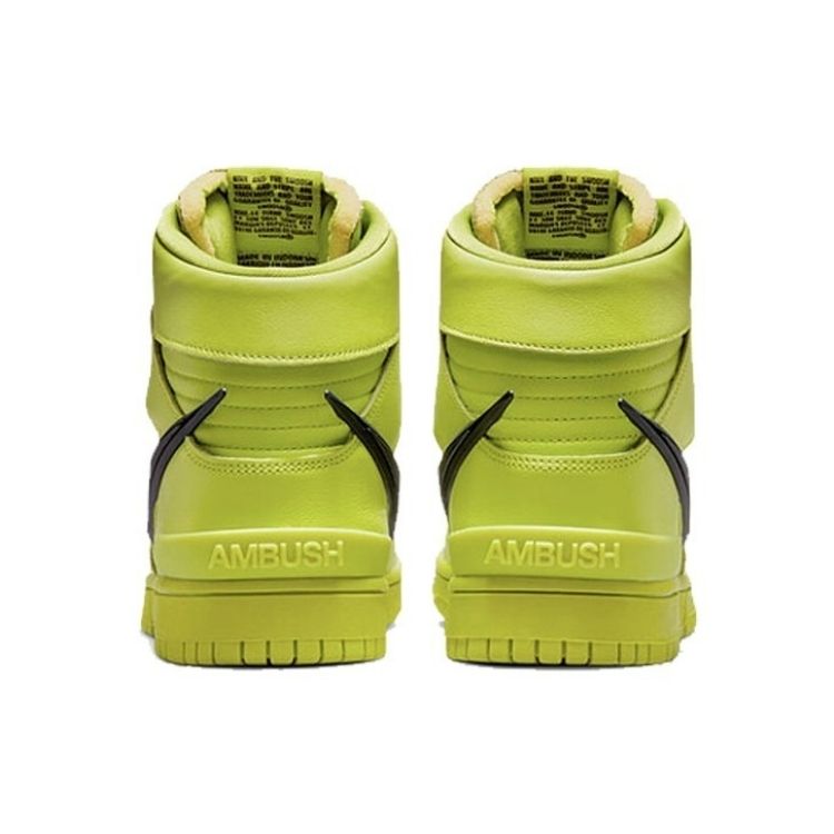 Sneakers Men Nike Dunk High x AMBUSH - Flash Lime CU7544-300