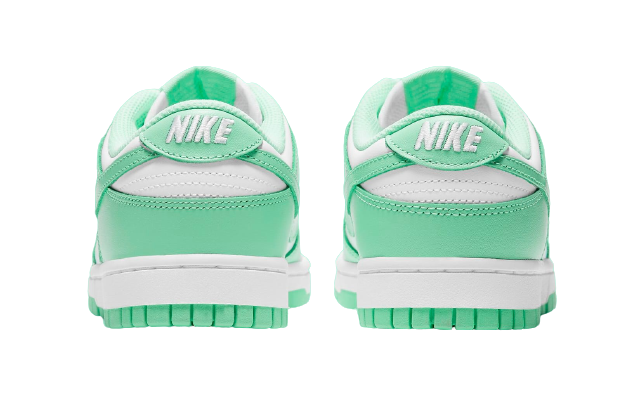 Sneakers WMNS Nike Dunk Low - Green Glow DD1503-105