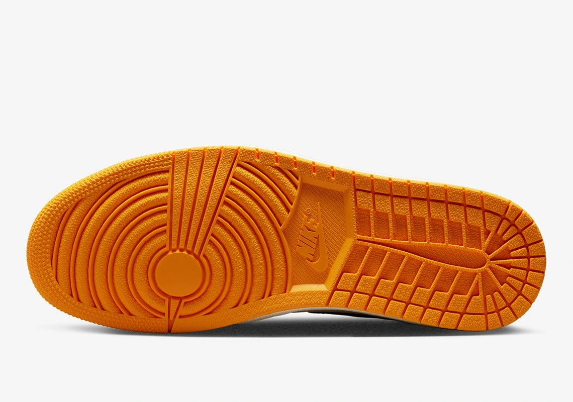 Sneakers WMNS Air Jordan 1 Retro High OG - "Yellow Toe" - 555088-711